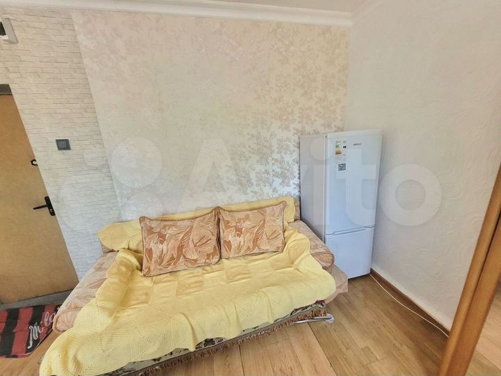 Комната 13,9 м² в 1-к., 2/4 эт.