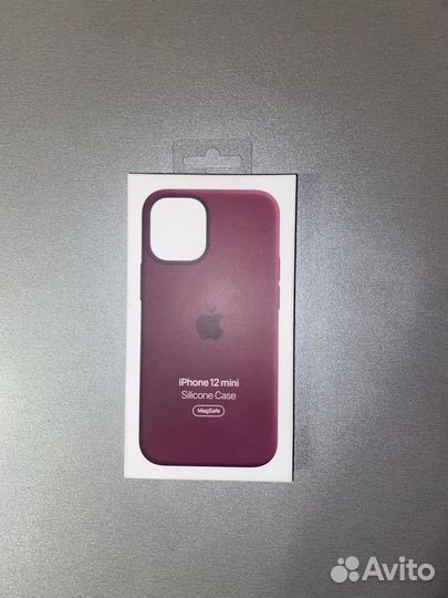 Чехол на Apple iPhone 12 mini Silicone CaseMagSafe