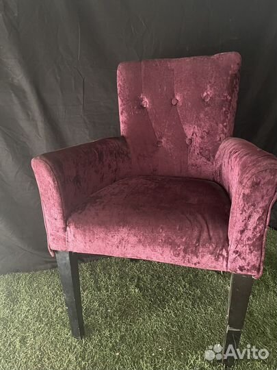 Полукресло