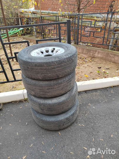 Bridgestone Ecopia EP850 255/70 R15 108H