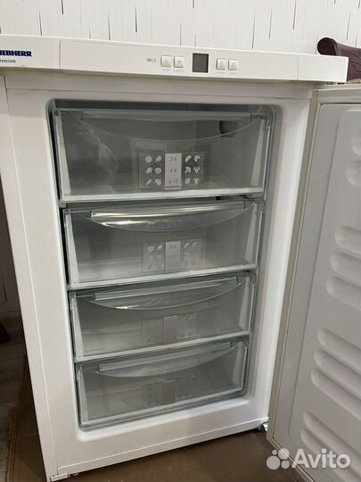Морозилка liebherr
