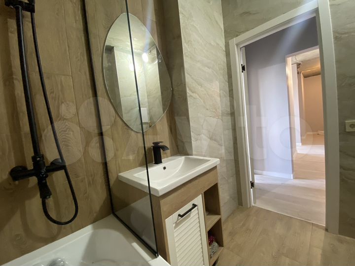 2-к. квартира, 55,8 м², 8/9 эт.