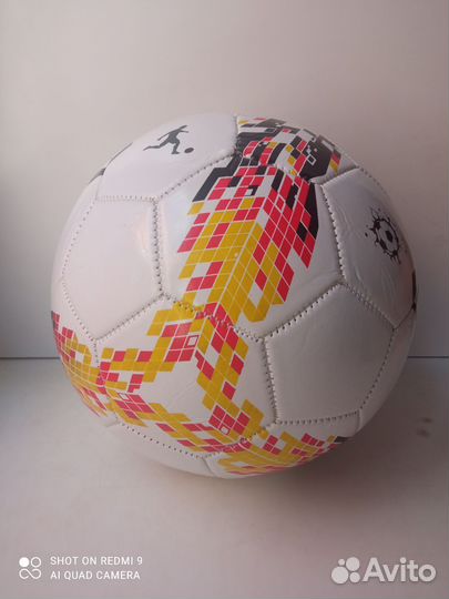 Футбольный мяч