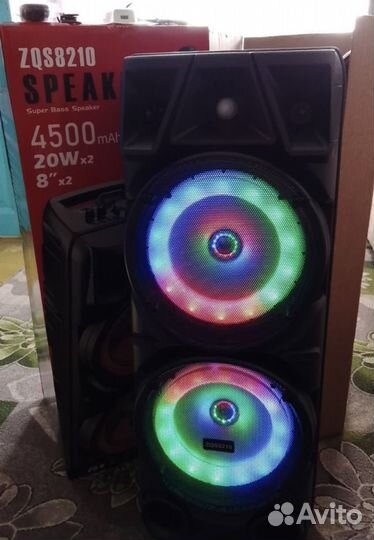 Новая колонка с коробкой