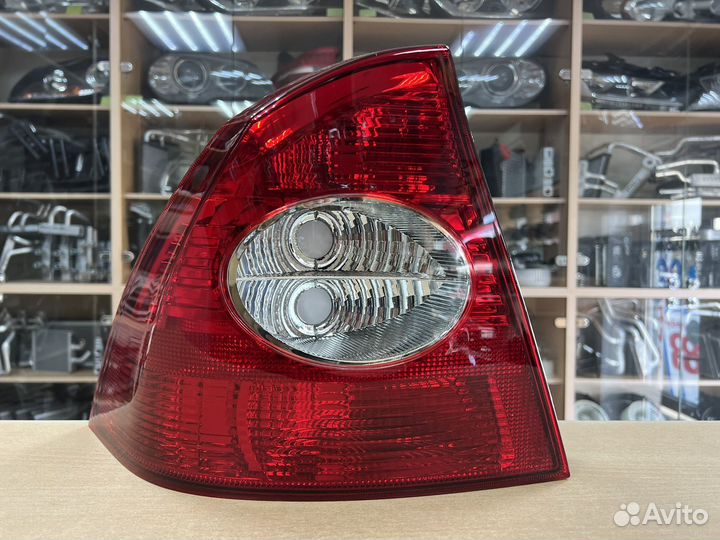 Фонарь задний Форд Фокус/Ford Focus