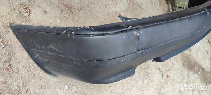 Задний бампер Audi 80 B4