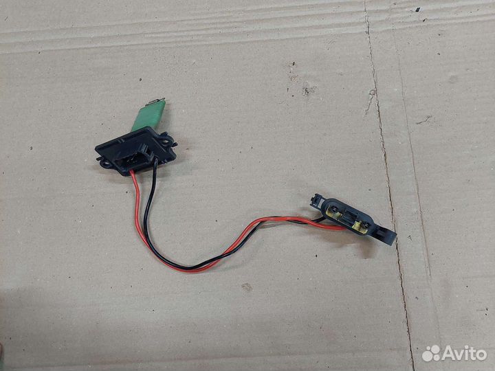 Резистор печки Реостат Renault megane 2
