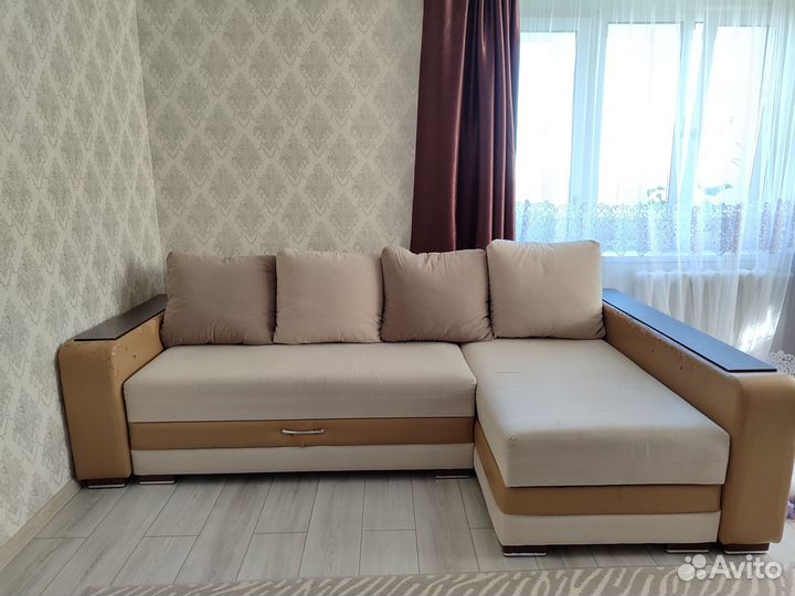 Угловой диван бу