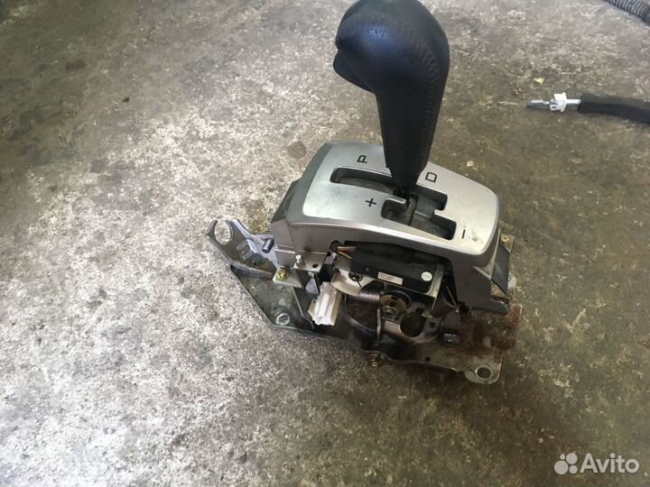 Селектор АКПП Mitsubishi Lancer 9 1.6л