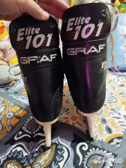 Хоккейные коньки