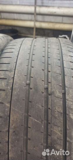Pirelli P Zero 275/35 R20