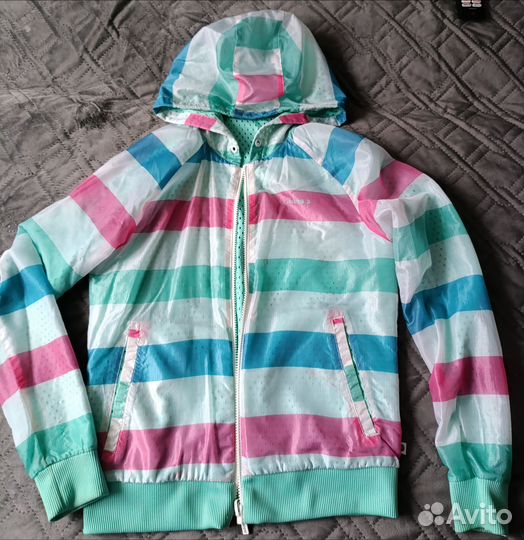 Спортивная ветровка женская Adidas Neo