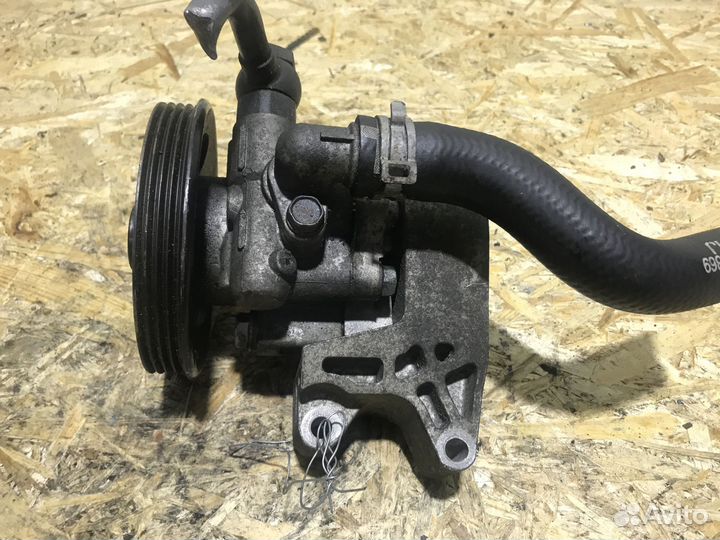 Насос гур Opel Insignia 1.8B a18xer a16xer 1.6