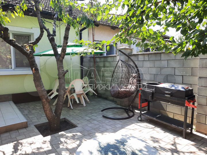 3-к. квартира, 75 м², 1/1 эт.