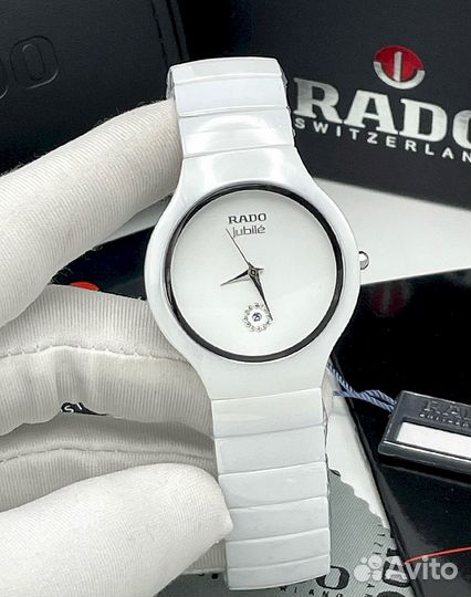 Часы женские Rado