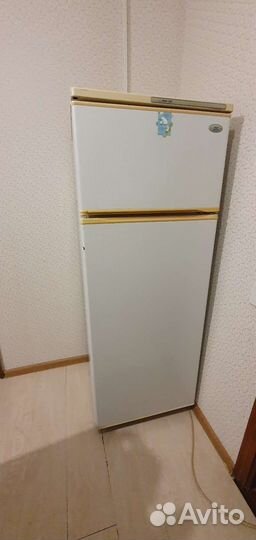 Холодильник на запчасти