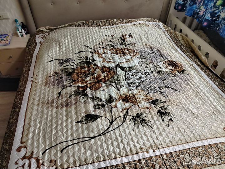 Новое покрывало 220*240 см