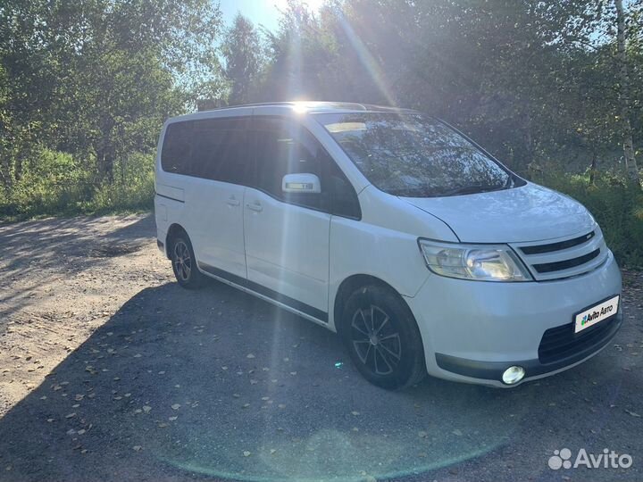 Nissan Serena 2.0 CVT, 2006, 319 000 км