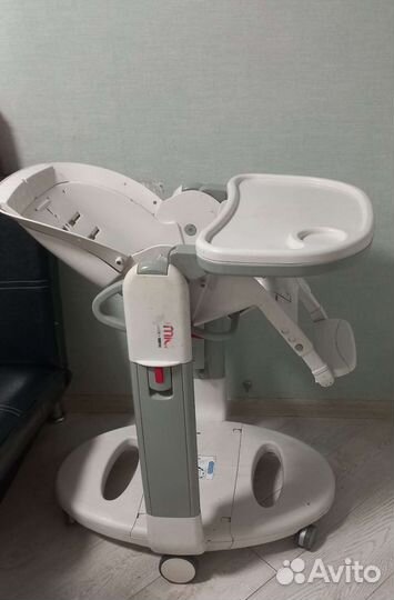 Детский столик для кормления