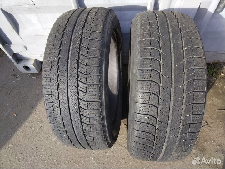 Michelin Latitude X-Ice 235/55 R19 101H