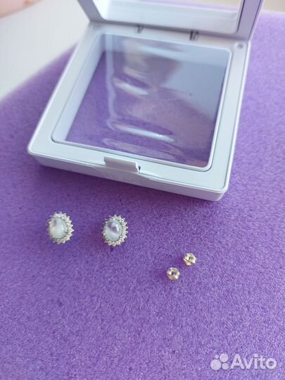 Серебряные серьги 925 пробы с лунным камнем