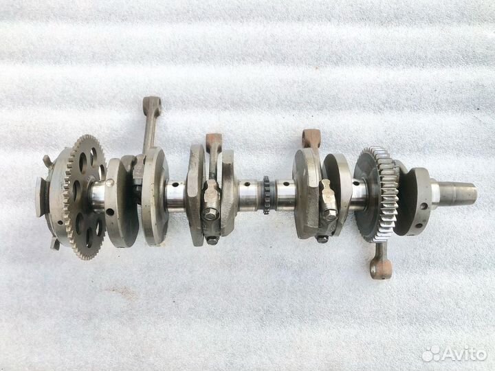 Suzuki RF 400 коленвал