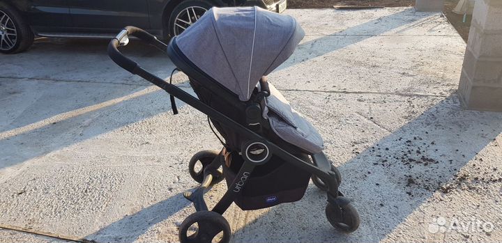 Коляска Chicco urban plus