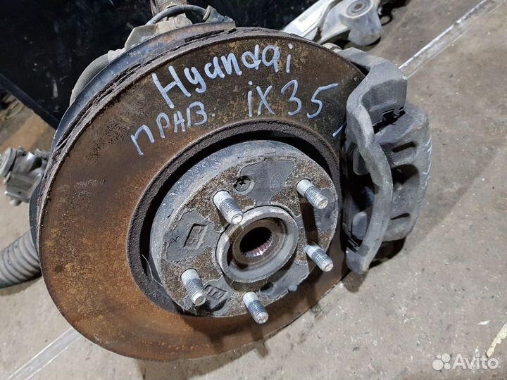 Hyundai ix35 правый кулак в сборе