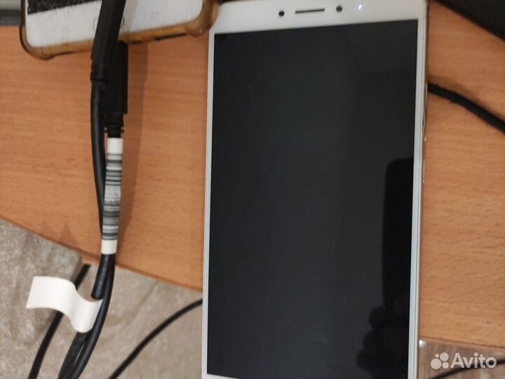 Xiaomi Mi Max 2, 4/64 ГБ
