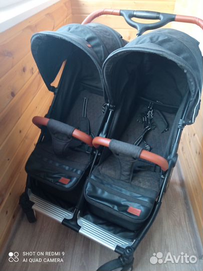 Коляска для двойни