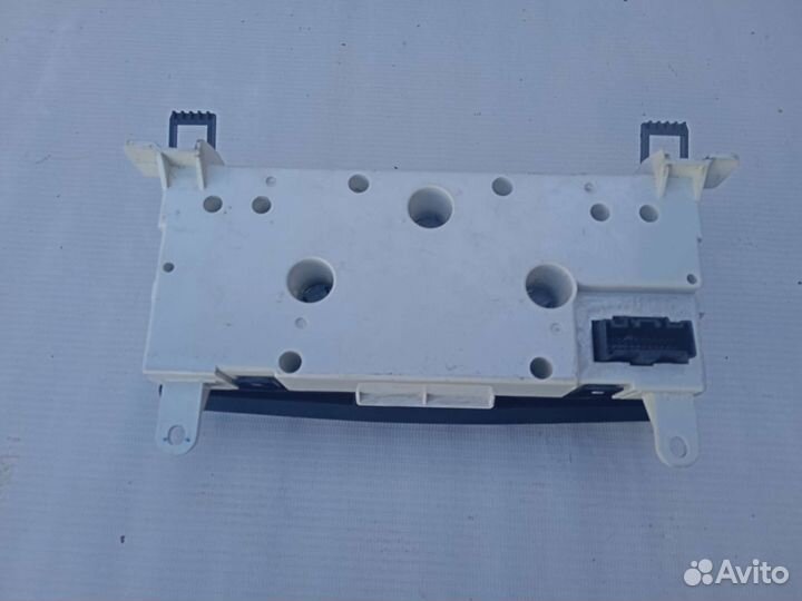 Управление климат контролем мазда3