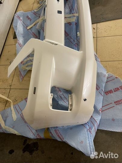 Передний бампер Lexus Lx 570