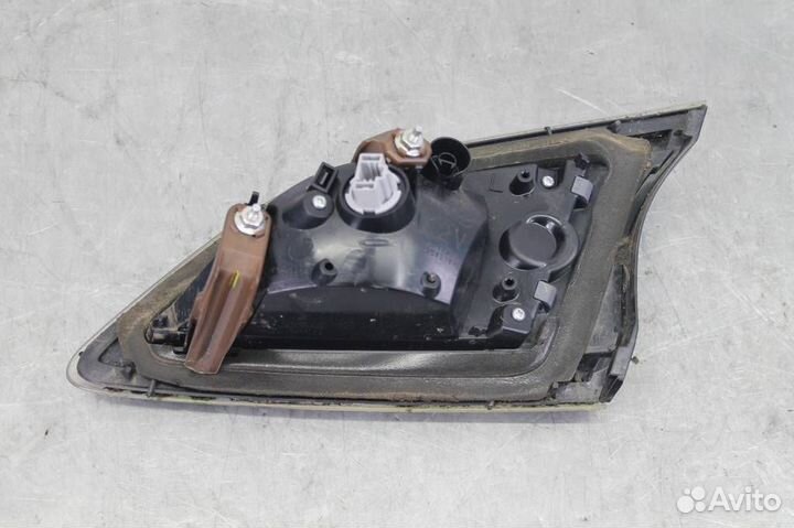 Фонарь задний внутренний левый Mazda 3 (BL) 2009