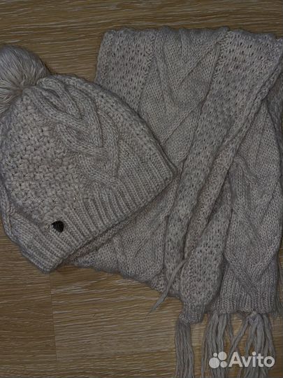 Комплект шапки и шарфа