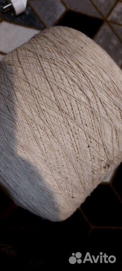 Кардная бобинная пряжа с кашемиром