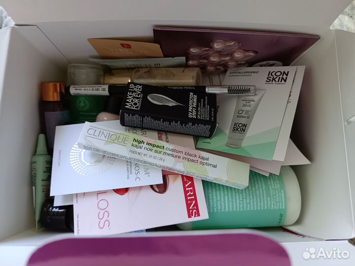 Набор косметики из Visage trend BOX и Flacon