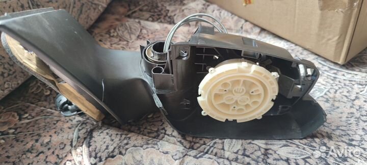 Зеркало правое volkswagen polo