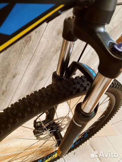 Велосипед 27.5 RockMachine (Czech) идеал