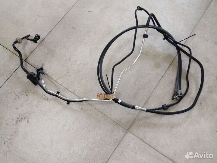 Топливный магистраль на Volvo XC 60 b4204t бензин