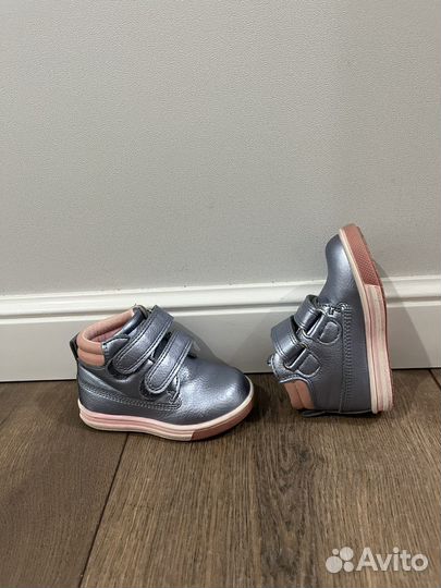Ботинки демисезонные для девочки 20 размер