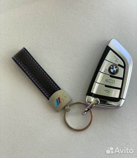 Кожаный брелок для ключей BMW M Performance