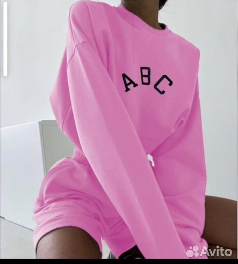 Костюм новый XS