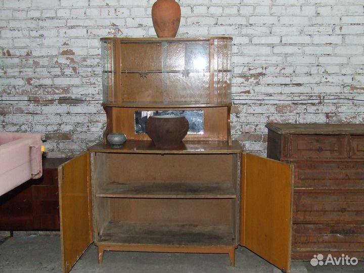 Старинный буфет