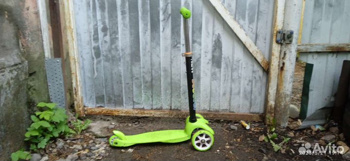 Самокат детский трехколесный