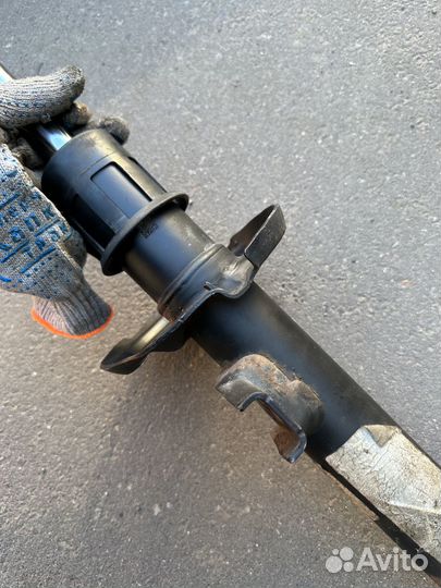 Амортизатор передний volkswagen Teramont Atlas