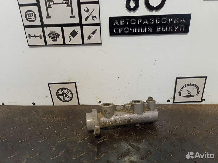 Цилиндр тормозной главный для Mitsubishi Carisma
