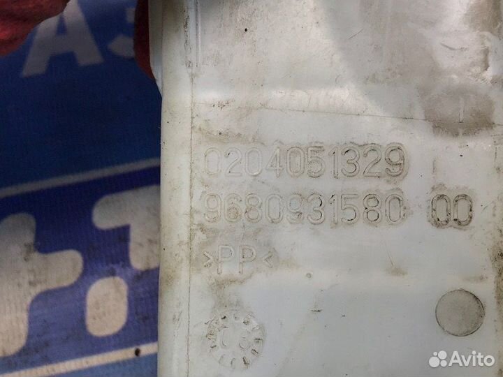 Бачок главного тормозного цилиндра Peugeot 308 1.6