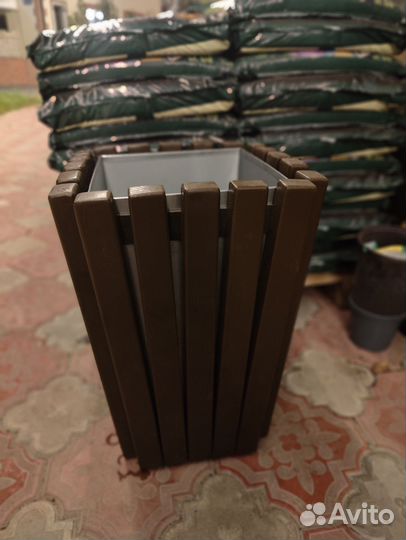 Урна для мусора уличная