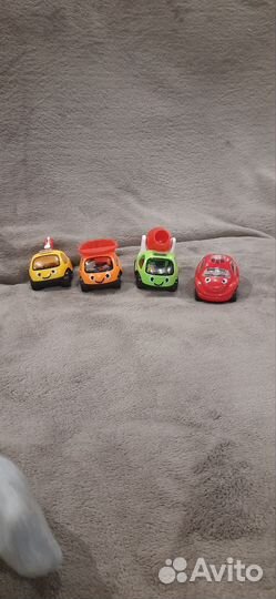 Музыкальные инструменты,пирамидка,машинки