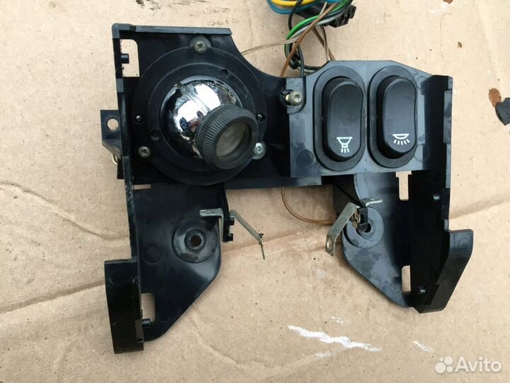 Плафон салона Сааб 9000